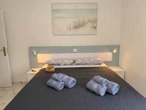 Central location C, Americas, pool view sunny wifi