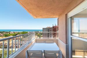 Global Properties, Apartamento de 3 habitaciones en urbanizacion cerca del mar