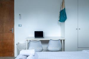 Spacious Family Home in General Luna Center with Wi-Fi, AC and Generator