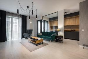 Cloud9 Noir - Modern Design