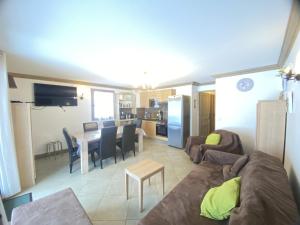 Appartements les 7 laux immobilier chalet D : photos des chambres