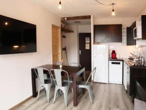 Appartement standing 67p avec piscine, sauna, hammam, wifi, animaux admis - Les Orres 1800 - FR-1-322-99