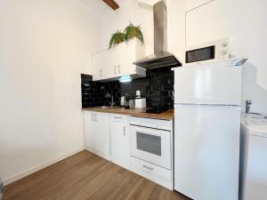 Roser Apartment