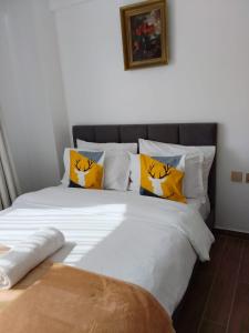 Elegant 1BR And Bonus Room, Valley