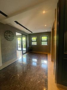 Next door One & Only Portonovi