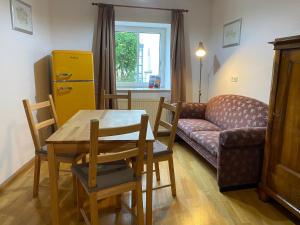 Apartment in Historic Town House