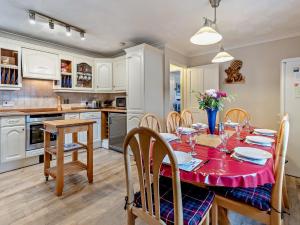 4 Bed in Penally FB267