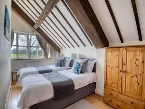 2 Bed in Abbotsbury 92416