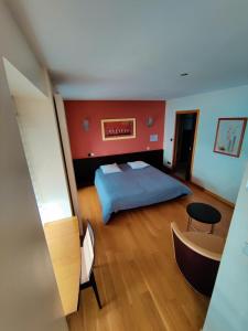 Hotels Hotel Saint - Pierre : photos des chambres