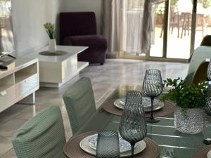 beautiful apartment near the sea and a large private garden