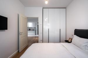 Luna Loft 1BR with Parking