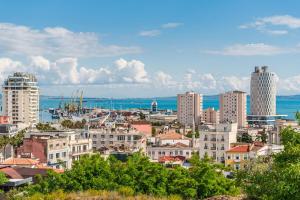 Chloes Central Apartment