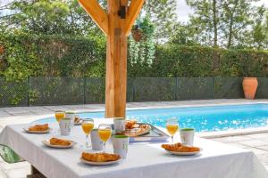 Villas Villa de lOrmeau by Villa Plus : Villa 3 Chambres