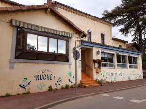 Auberges de jeunesse La Ruche - l-auberge qui relie : photos des chambres