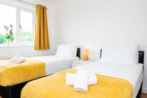 Spacious 4 Bedroom Home in Central Milton Keynes