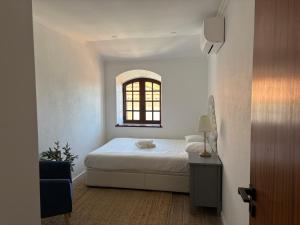 Sesimbra Townhouse - 3 bedroom house in Sesimbra center
