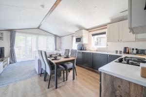 Aquadrome Abode - Billing Aquadrome