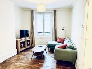 Appartements Appartement PINEDE - 2 chambres - Centre ville : photos des chambres