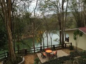 Saiyok River House - Sai Yok