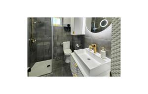 Stunning Apartment In Trogir With Wifi