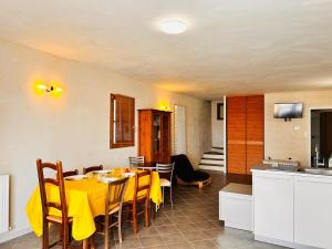 Maisons de vacances Maison a la campagne : photos des chambres