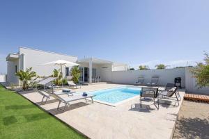 Villa Ares by Villa Plus