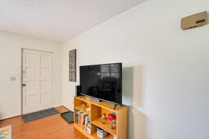 Englewood Home on Canal Boat to Lemon Bay!