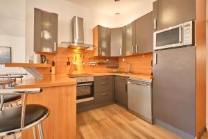 Grande Maison De Ville Renove