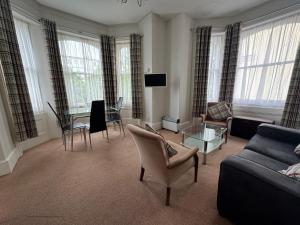 Devonshire House Holiday Flats