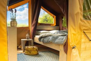 Campings Camping 3 etoiles - Parc aquatique - ccba0ec : photos des chambres