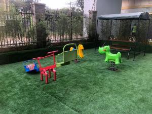 Refined 1BR With King Bd, Pool & Gym in Kileleshwa