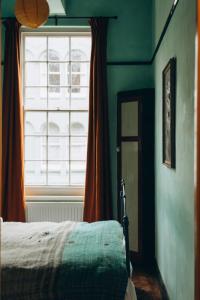 Stylish 3-Bed in St Leonards