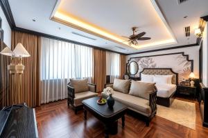 Luxury Suite - 24 Hours Staycation