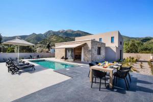 Villa Anthelia by Villa Plus