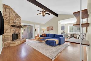 5 Bedroom 4 Bath Zilker Villa Big Yard in Zilker Barton Hills