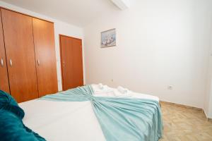 Apartments Adela III