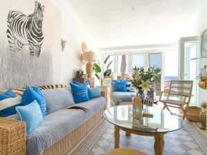 Pass the Keys Beautiful beachside retreat Mijas Costa