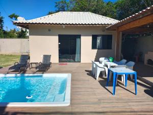 Chalé da Márcia com Piscina e Churrasqueira Privativos