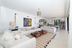 Villas Spacious Guesthouse with amazing Monaco & Sea View : photos des chambres