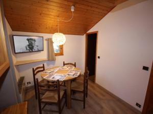 Studio rénové avec animaux admis, parking aux Saisies - FR-1-293-185