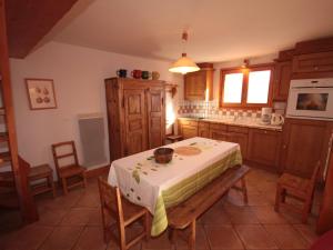 Appartements Appartement 4 pieces mezzanine avec balcon, equipements complets, animaux admis, parking couvert. - FR-1-293-64 : photos des chambres