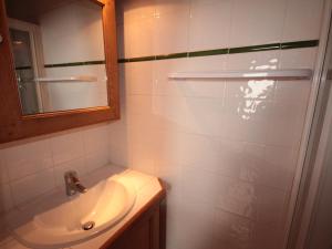 Appartements Appartement 4 pieces mezzanine avec balcon, equipements complets, animaux admis, parking couvert. - FR-1-293-64 : photos des chambres
