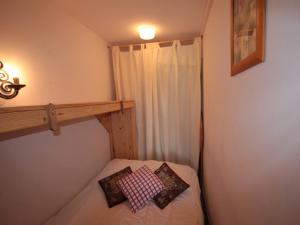 Studio cabine rénové 45 pers, vue pistes, Les Saisies - FR-1-293-161