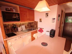 Les Saisies - Studio-Cabine avec balcon sud et casier à skis - FR-1-293-157