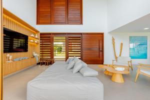 PF54 Casa Alto Padrão 5 Suítes com Diarista Inclusa e Carregador de Veículo Elétrico - Praia do Forte