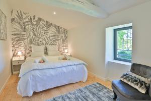 Villas Villa piscine etang et foret : photos des chambres