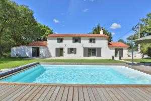 Villas Villa piscine etang et foret : photos des chambres