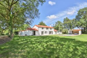 Villas Villa piscine etang et foret : photos des chambres