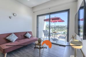 #312 Ocean Outlook by Home Holidays