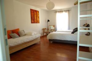 Maisons de vacances Gite Les Capreoles, maison vigneronne de caractere : photos des chambres